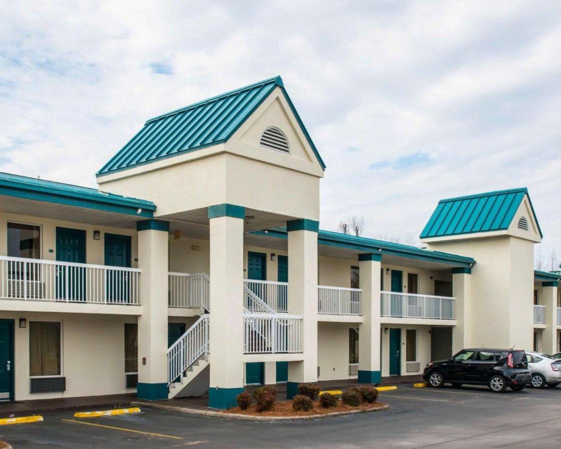 Quality Inn Chipley I-10 At Exit 120 Exterior foto